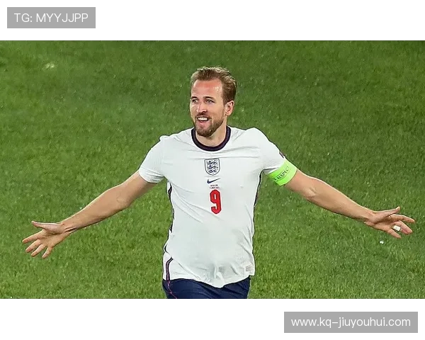 德国足球俱乐部海选激烈竞争 新秀争夺战引发球迷热议