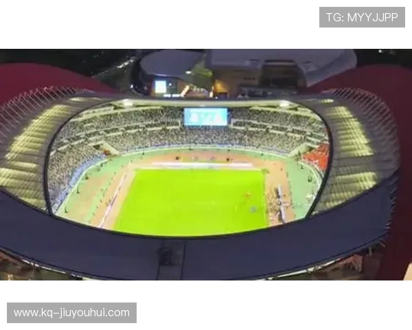 蓝现代携手足球盛宴实时直播开启激情绿茵新纪元